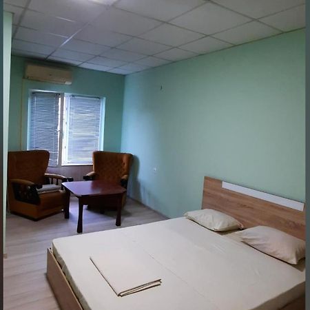 Хотел Елит Kosztinbrod Kültér fotó
