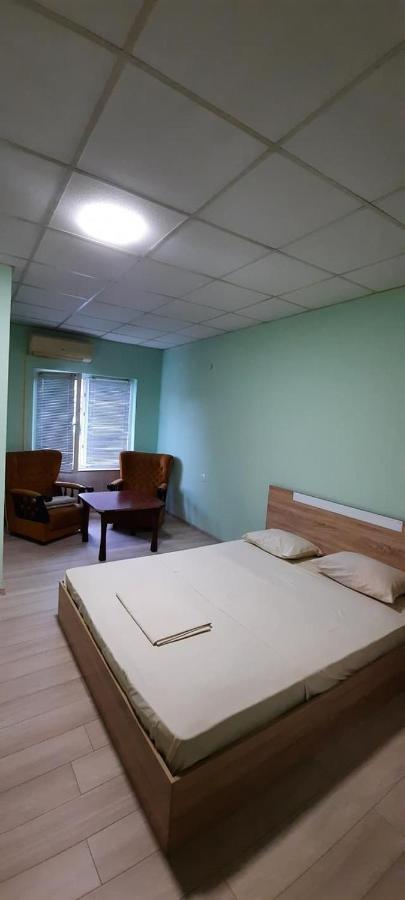 Хотел Елит Kosztinbrod Kültér fotó