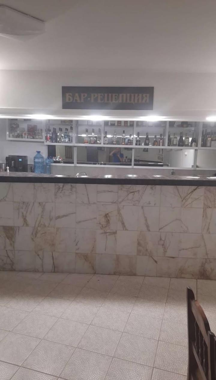 Хотел Елит Kosztinbrod Kültér fotó